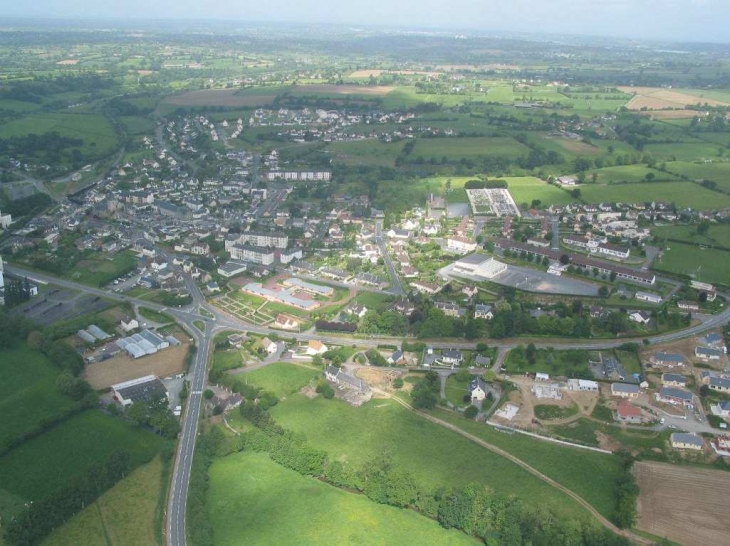 Vue aérienne de l'usine Elle et Vire - Condé-sur-Vire