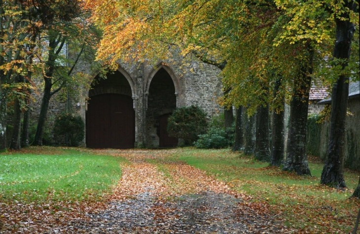 Entrée de l'Abbaye de Neufmesnil.