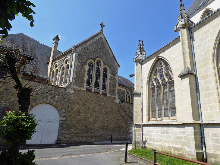 La chapelle du couvent derrière l'église Saint Léonard - Alençon