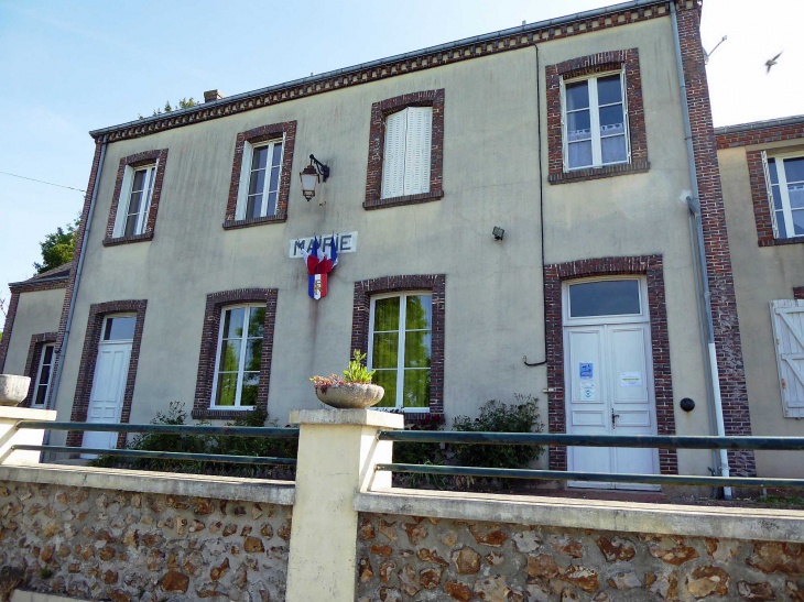 La mairie - Coulonges-les-Sablons