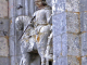 le bas relief de l'église : Saint Martin à cheval