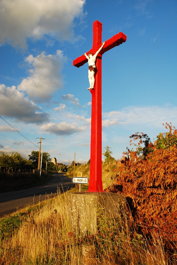 La croix rouge - Magny-le-Désert