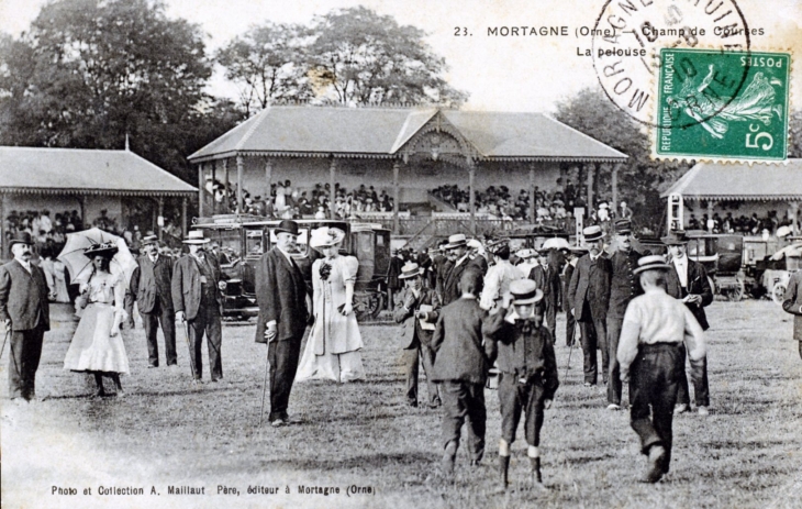 Champ de Courses - La Pelouse, vers 1910 (carte postale ancienne). - Mortagne-au-Perche