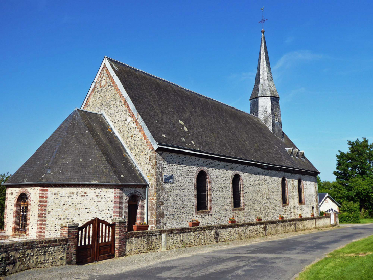 L'église - Saint-Aquilin-de-Corbion