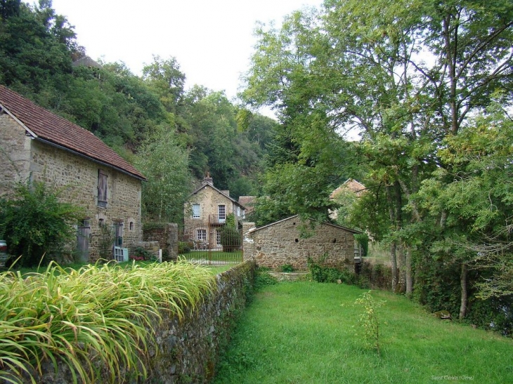 Saint Ceneri le Gerei. - Saint-Céneri-le-Gérei