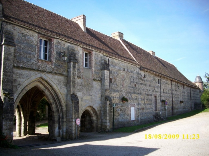 RUINES DE L' ABAYE - Saint-Evroult-Notre-Dame-du-Bois