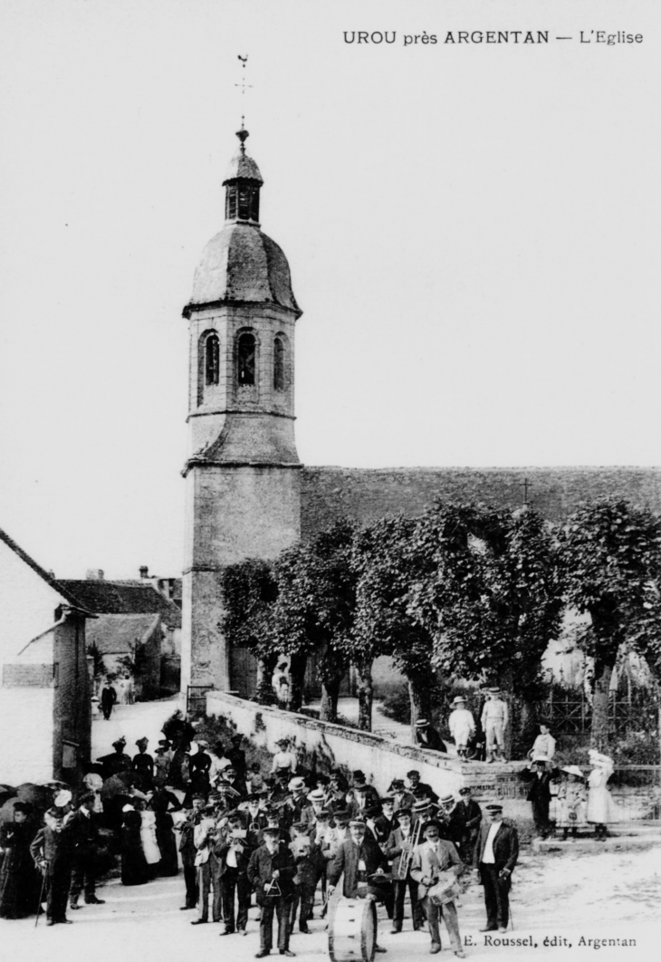 Eglise Notre Dame de la Nativité d'Urou, du XVIe siècle, vers 1905 (carte postale ancienne). - Urou-et-Crennes