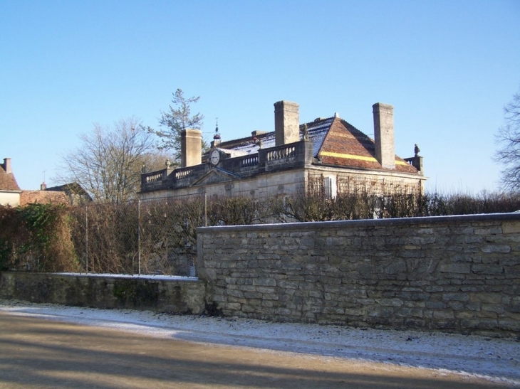 Le château - Beaumont-sur-Vingeanne