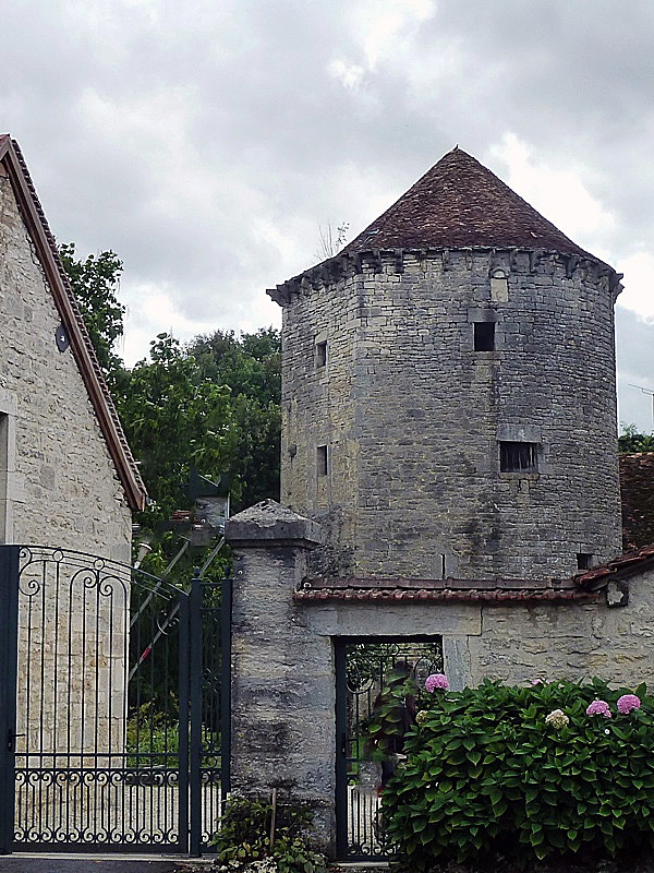 La tour des choues - Bèze