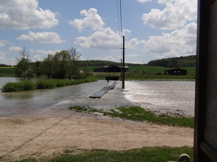 Chemin du pont de bois mai 2013 innondations  - Grancey-sur-Ource