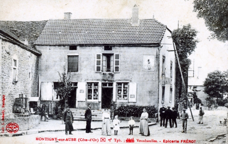 Epicerie Frérot, vers 1910 (carte postale ancienne). - Montigny-sur-Aube