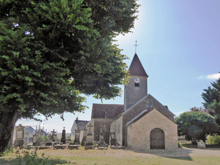 L'église - Montliot-et-Courcelles