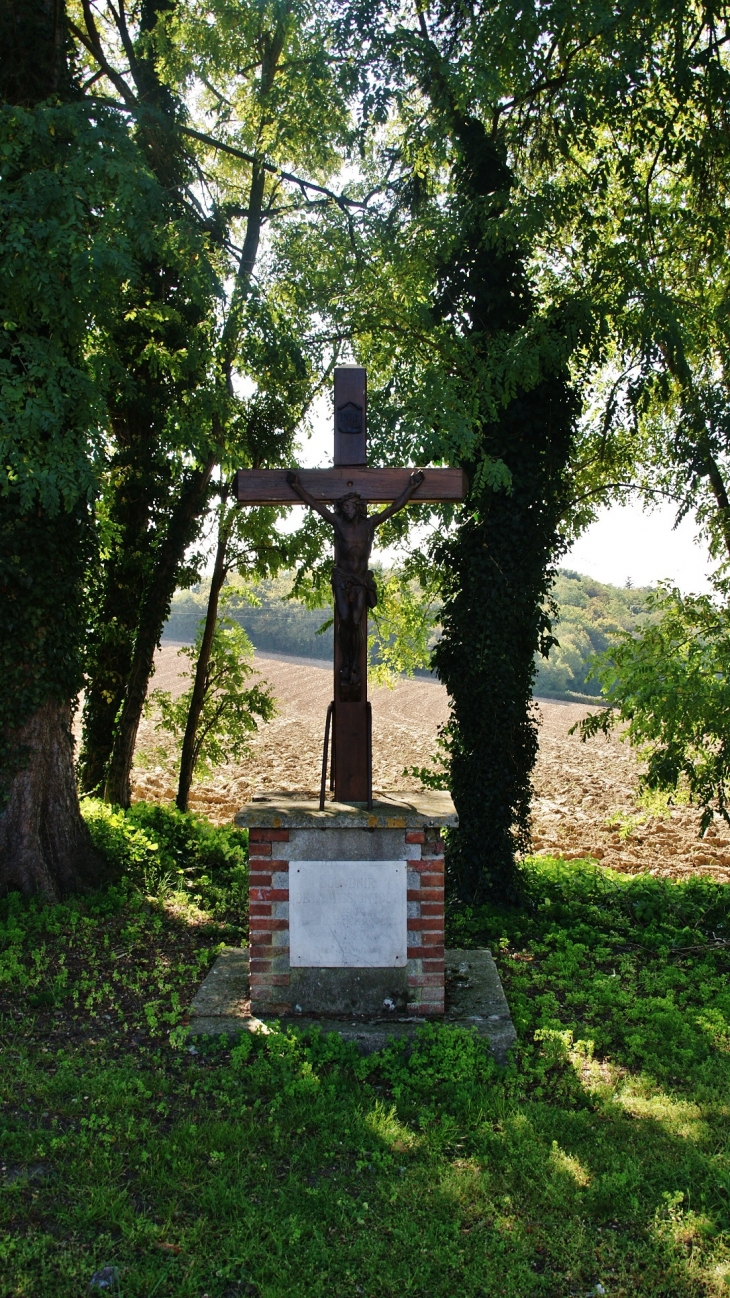 Croix - Chasnay