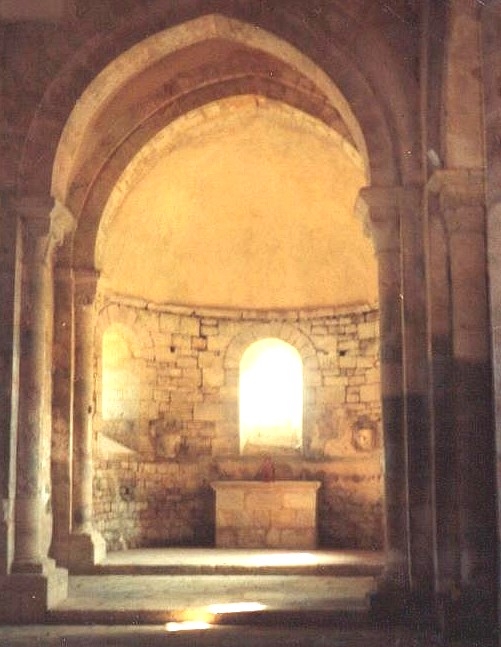 Interieur chapelle de Jaugenay - Chevenon