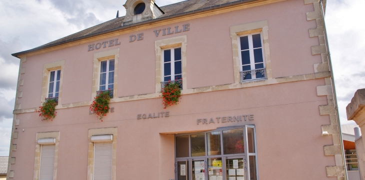 Hotel-de-Ville - Coulanges-lès-Nevers