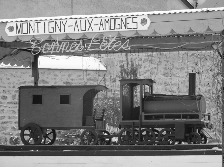 Montigny-aux-Amognes la gare