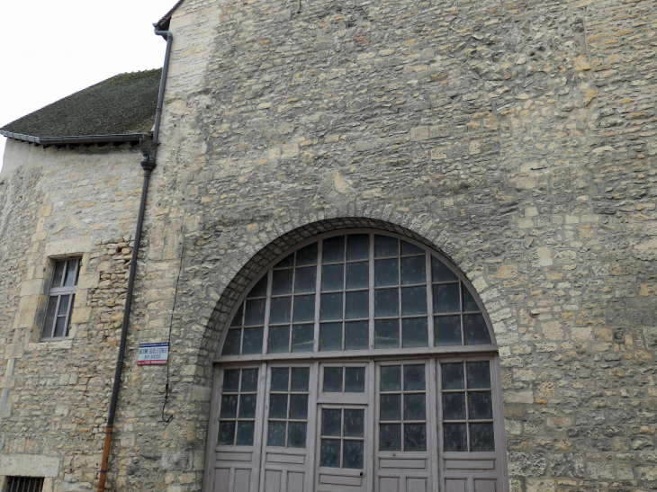 L'ancienne église Saint Genest transformée en faiencerie - Nevers