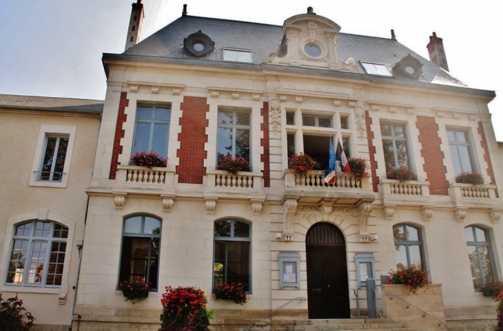 La Mairie - Pougues-les-Eaux