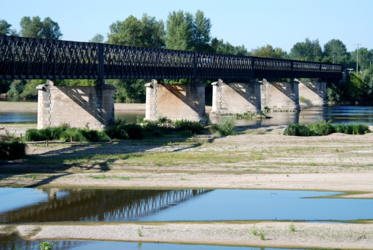Pont sur la Loire - Pouilly-sur-Loire