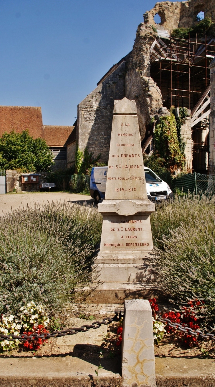 Monument aux Morts - Saint-Laurent-l'Abbaye