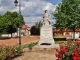 Photo suivante de Chenay-le-Châtel Monument aux Morts
