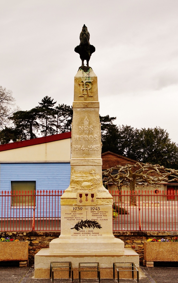 Monument-aux-Morts - Crêches-sur-Saône