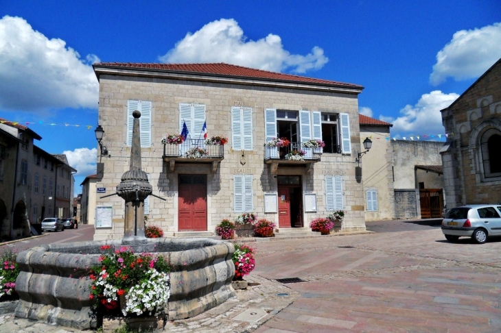 Mairie de Cuiseaux.71