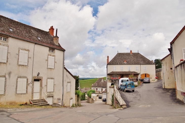 Le Village - Dezize-lès-Maranges