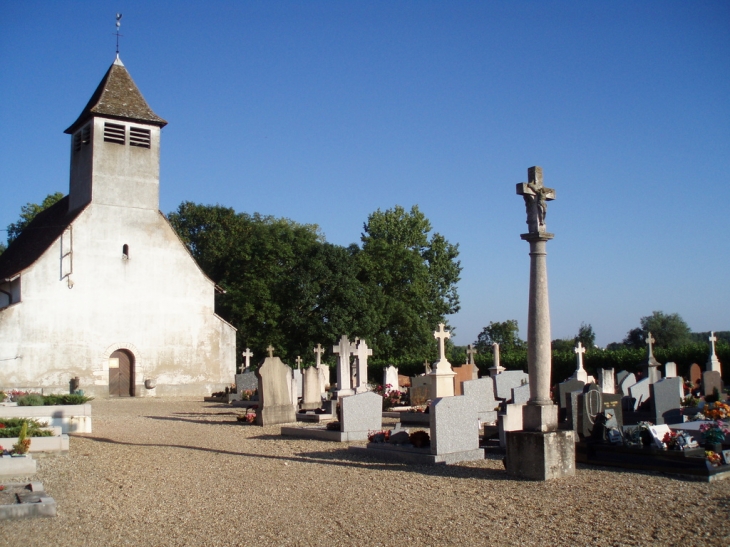 Eglise et cimetière - Fragnes