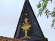 Germolles-sur-Grosne (71630) le toit du clocher, aux tuiles décoratives