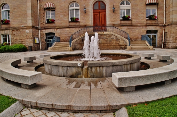 Fontaine de la Mairie - Le Creusot