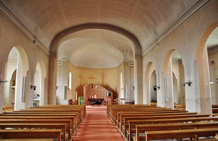 <<église Saint-Vincent de Paul - Montchanin
