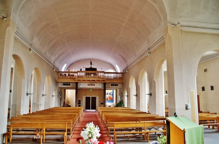 <<église Saint-Vincent de Paul - Montchanin