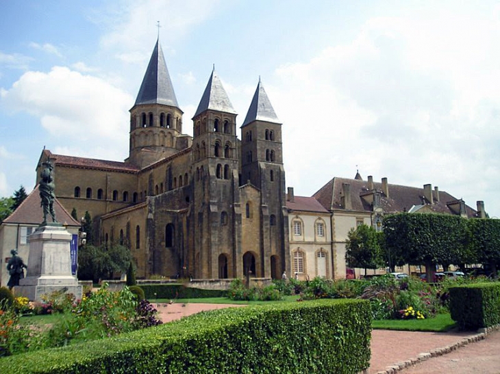 La basilique du Sacré Coeur - Paray-le-Monial