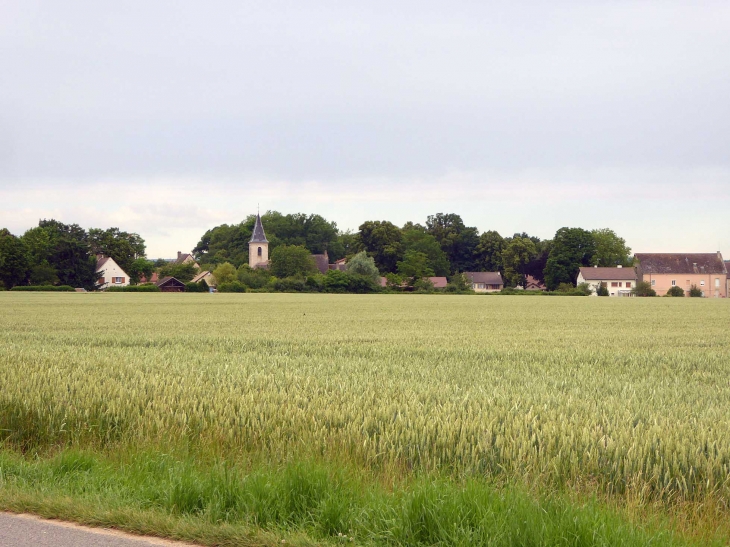 Le village vu du cimetière - Saint-Ambreuil