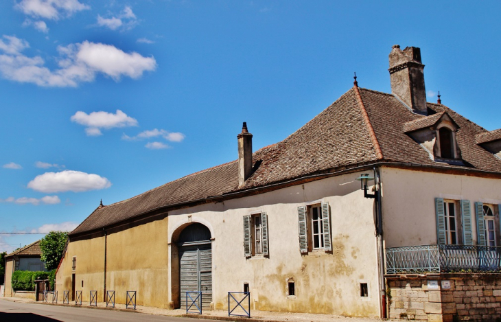 La Commune - Saint-Loup-Géanges