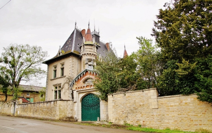 Château - Vinzelles