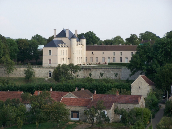 Le chateau - Bierry-les-Belles-Fontaines