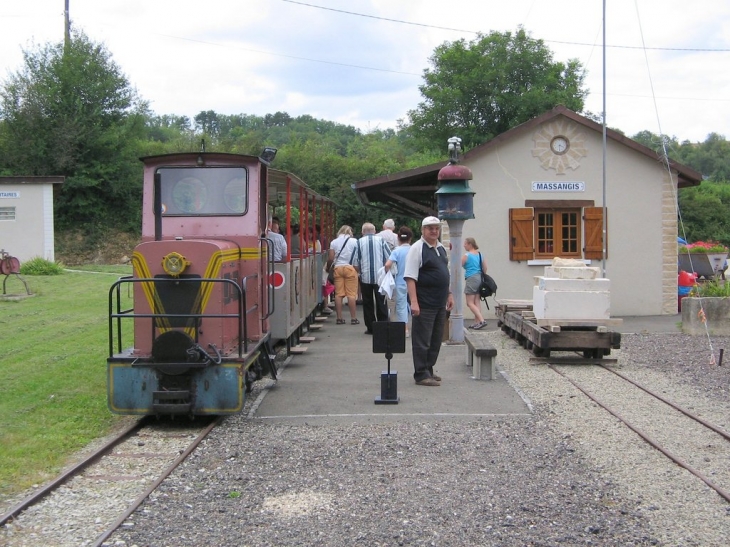 Gare train touristique - Massangis