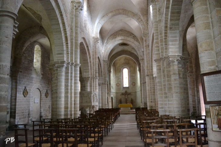 église Notre-Dame de la Nativité 13 Em Siecle - Pontaubert