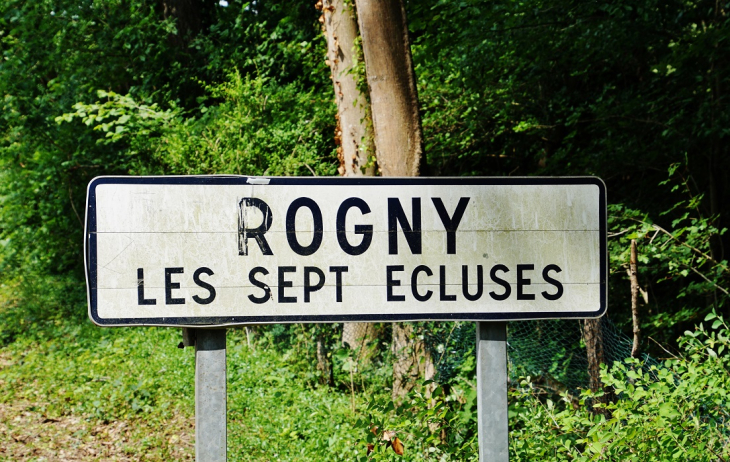  - Rogny-les-Sept-Écluses