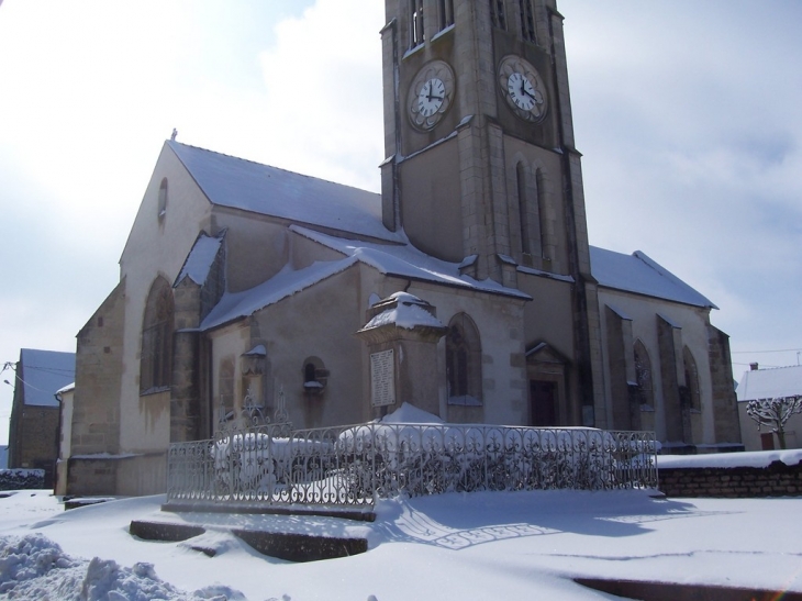 Notre clocher sous la neige - Saint-André-en-Terre-Plaine