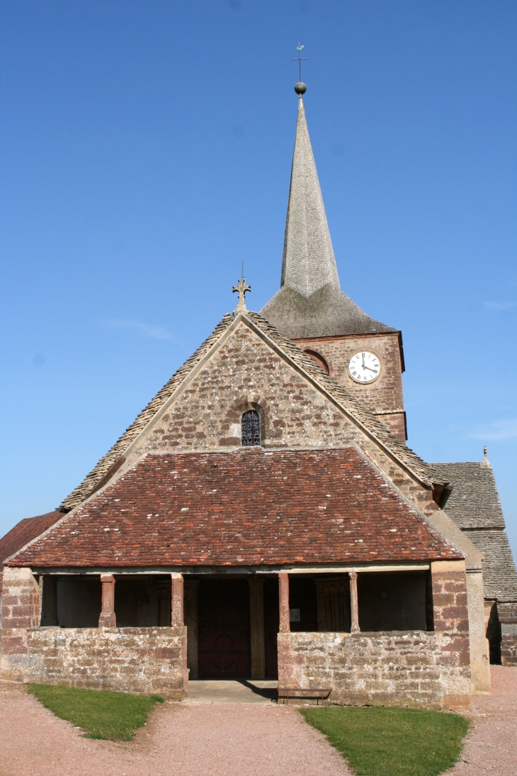 église Ste-Bénigne - Savigny-en-Terre-Plaine