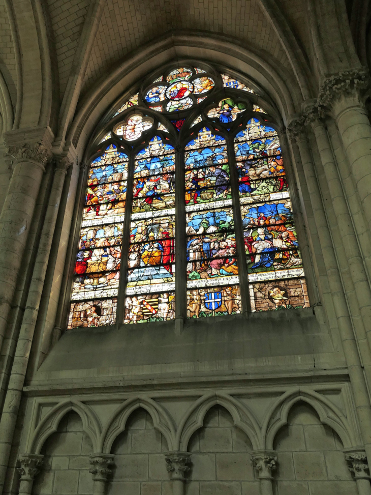 Cathédrale Saint Etienne : vitrail Saint Eutrope - Sens