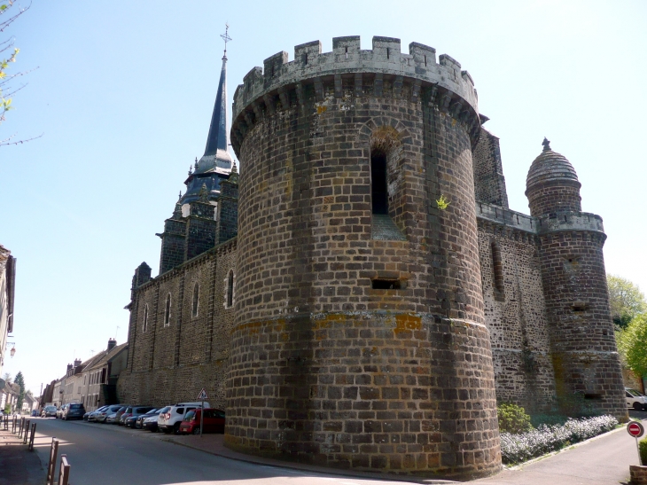 La tour des EVEQUES- - Toucy