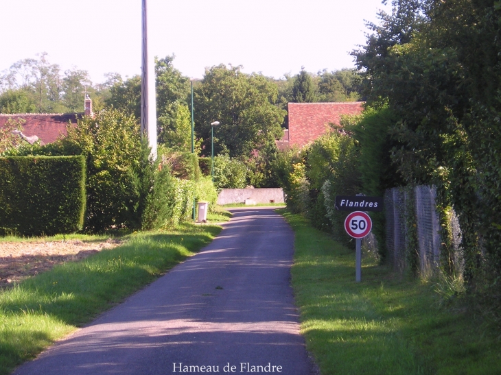 Villeneuve sur Yonne le hameau de Flandres - Villeneuve-sur-Yonne