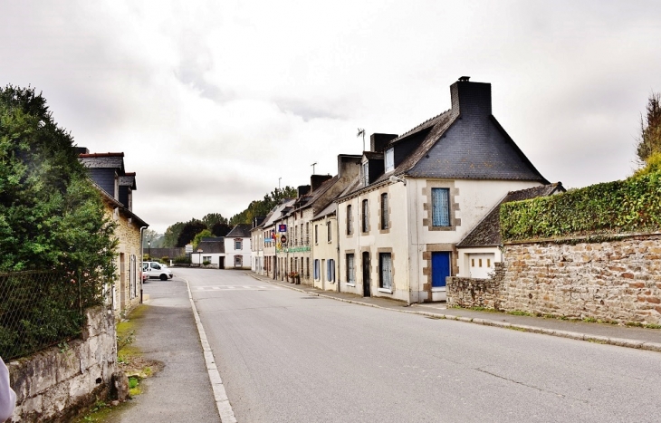 Le Village - La Chèze
