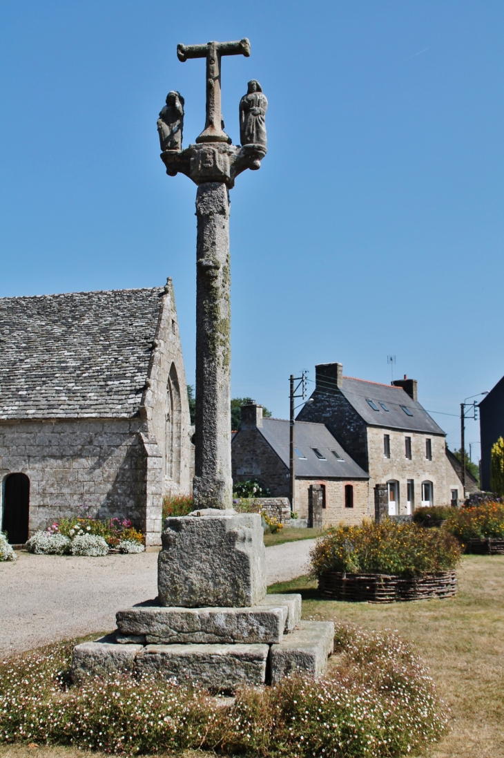 Ploulec'h commune de Lannion ( Croix )