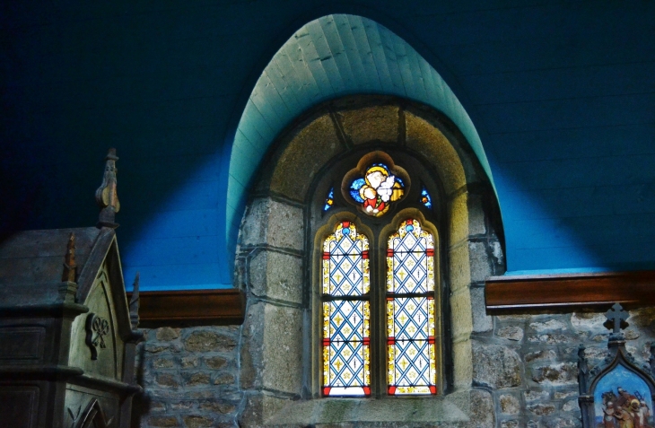 Ploulec'h commune de Lannion ( L'église )