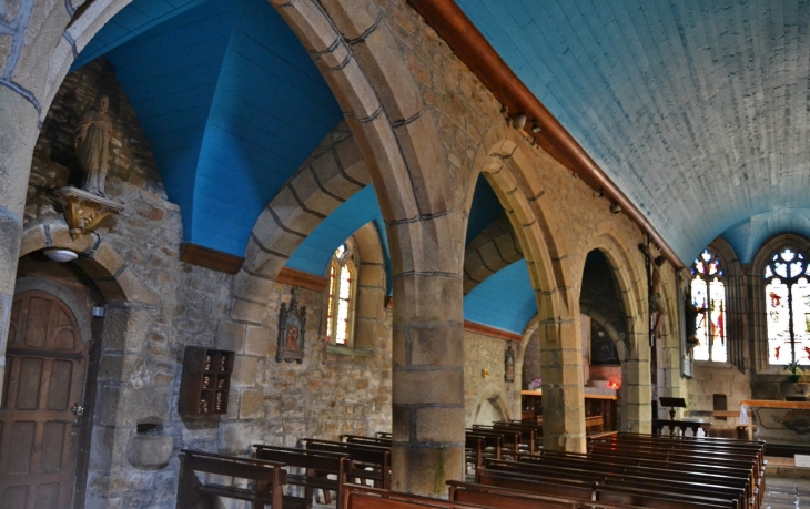 Ploulec'h commune de Lannion ( L'église )